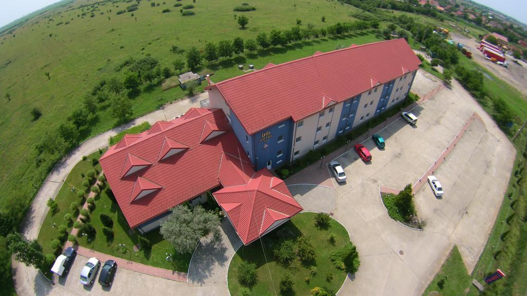 Iris Hotel Bors Екстериор снимка