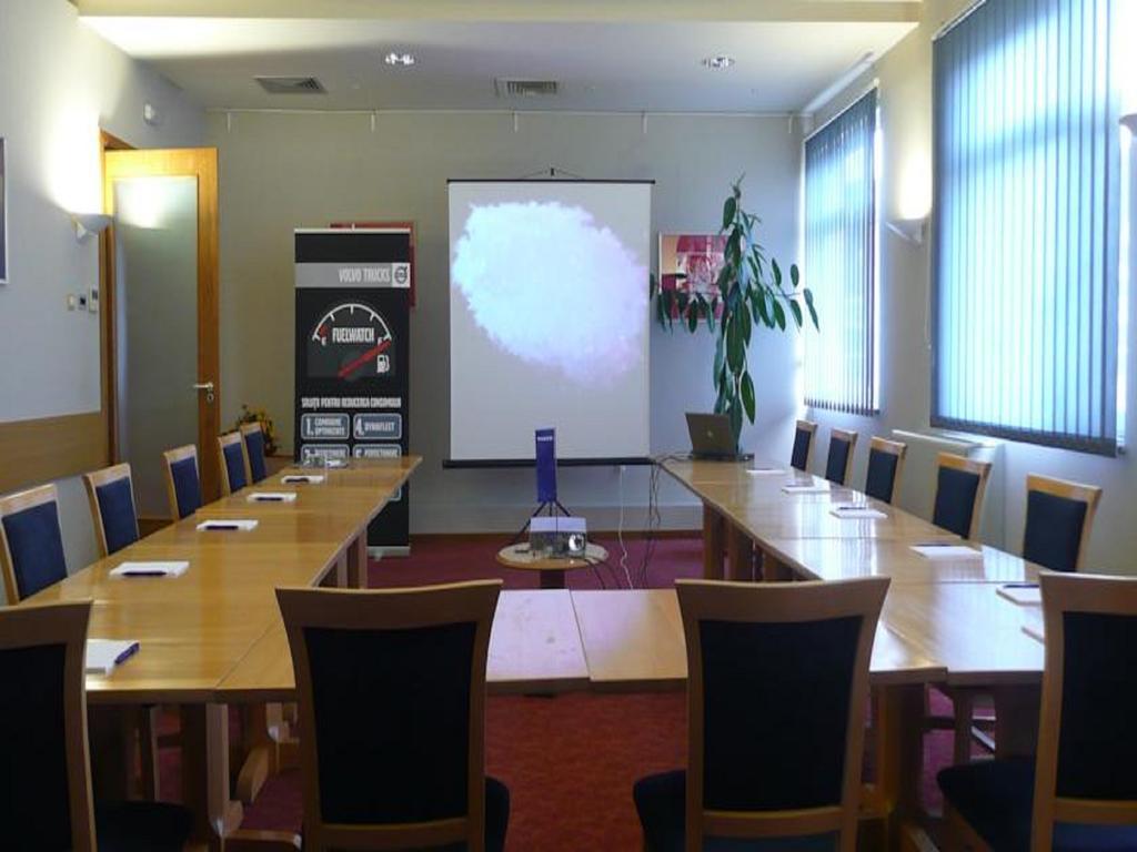 Iris Hotel Bors Екстериор снимка