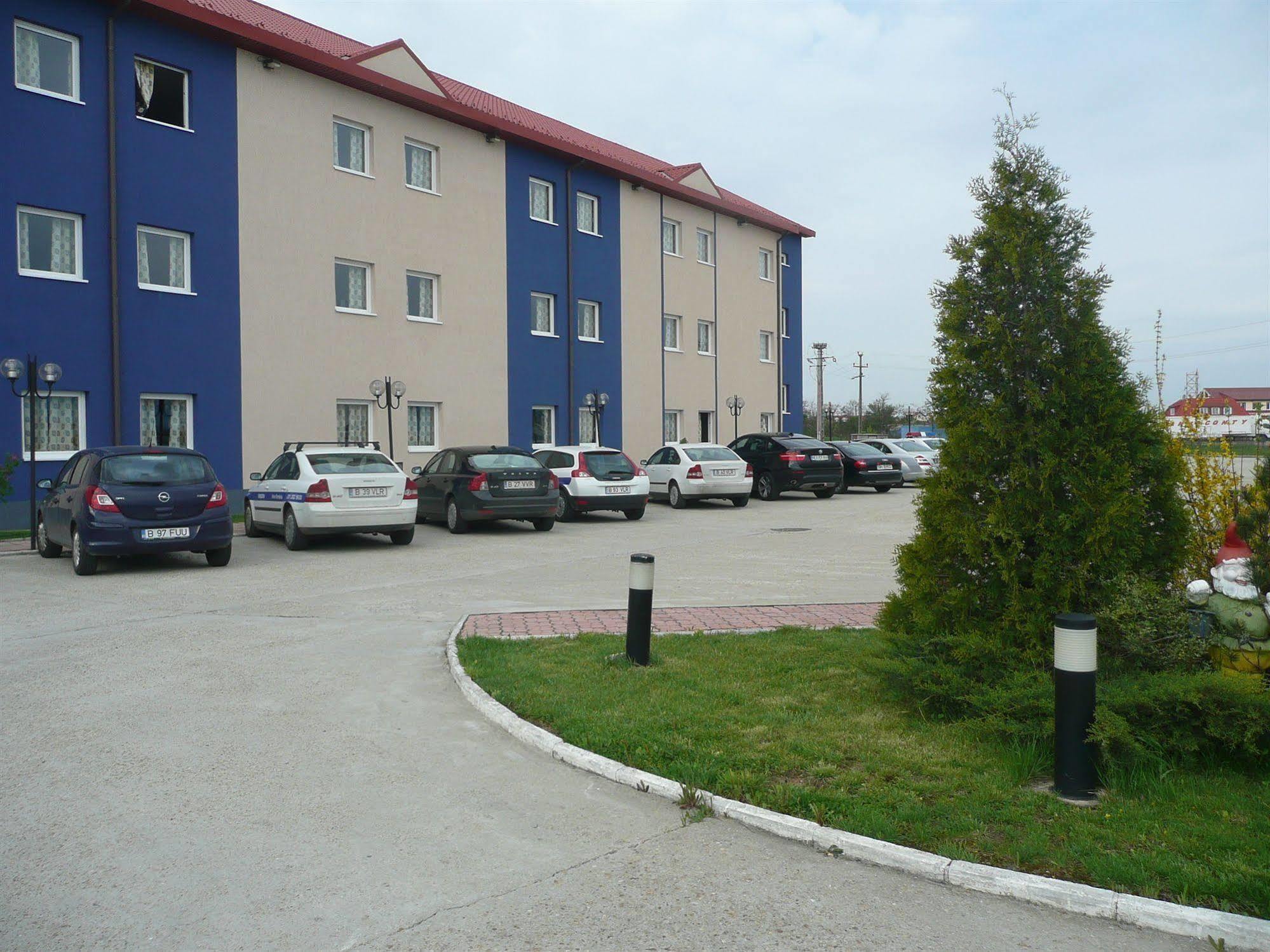 Iris Hotel Bors Екстериор снимка